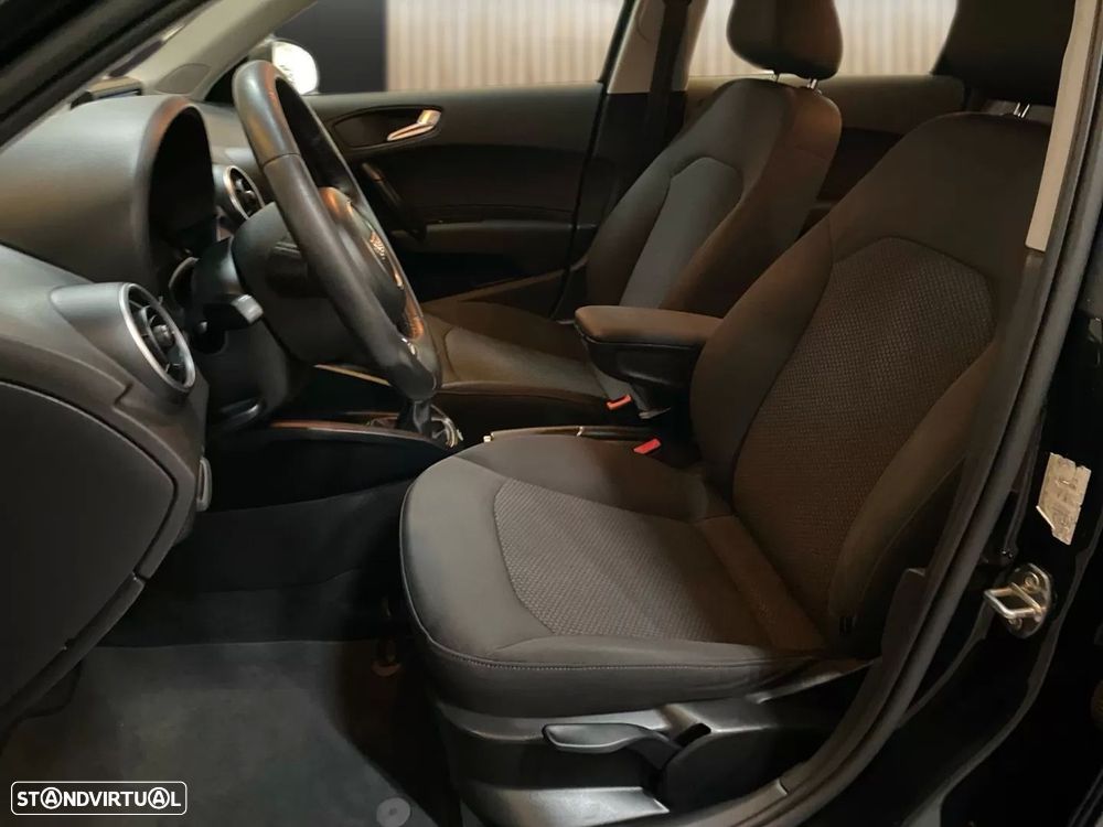 Audi A1 Sportback 1.6 TDI S-line - 8