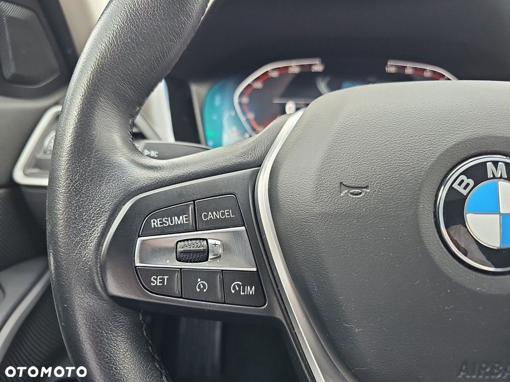 BMW Seria 3 318d Advantage - 14