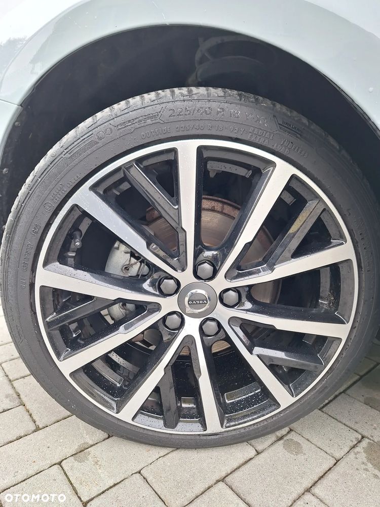Volvo V40 D2 Momentum - 17