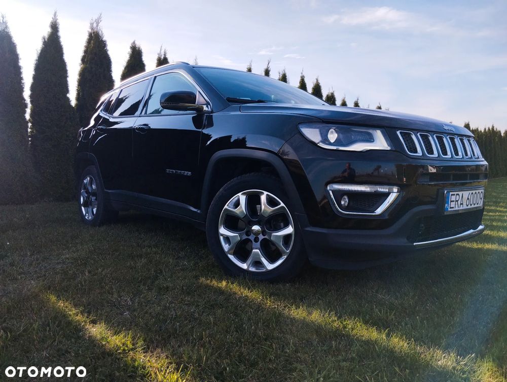 Jeep Compass - 1