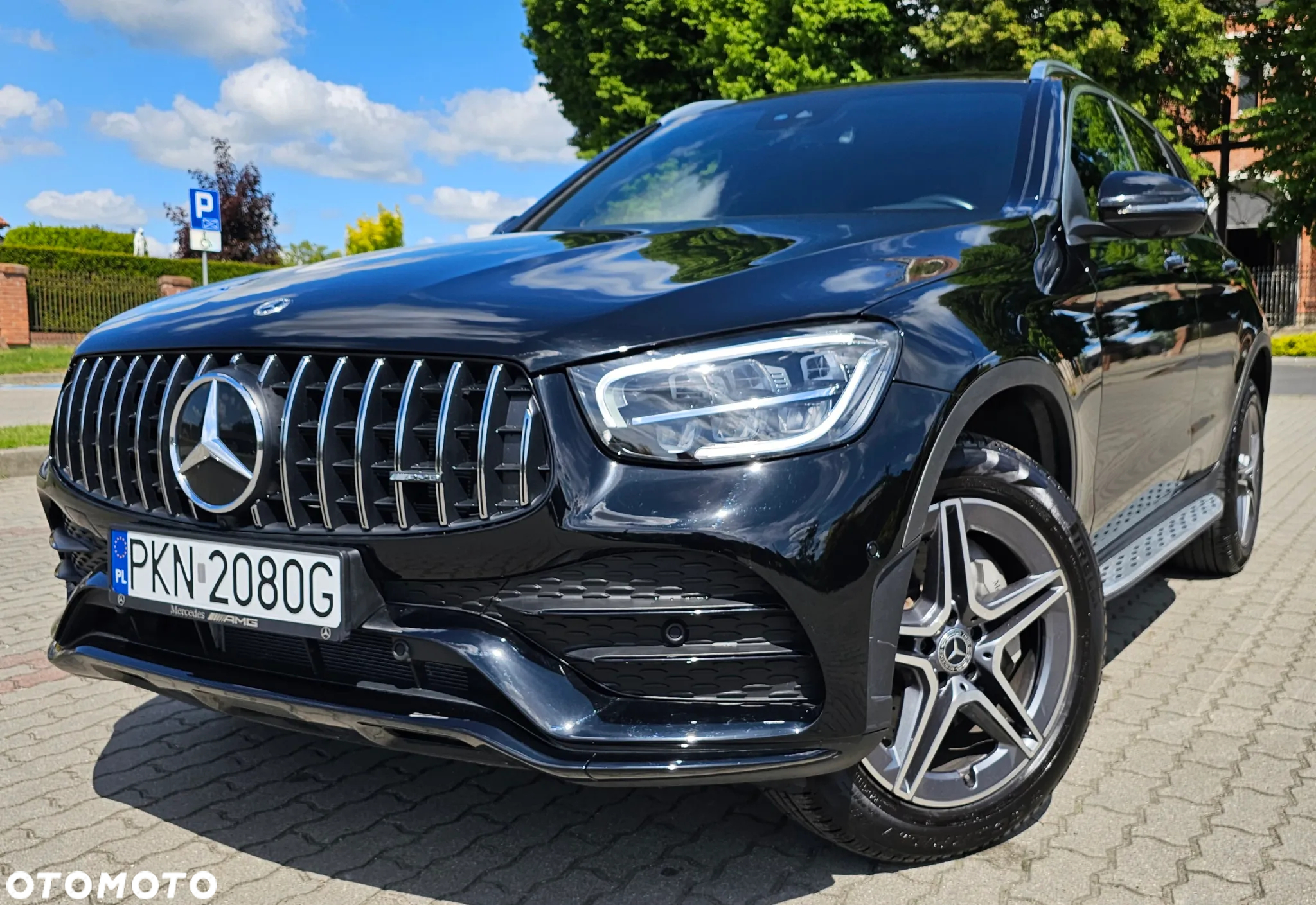 Mercedes-Benz GLC 300 4Matic 9G-TRONIC AMG Line - 33