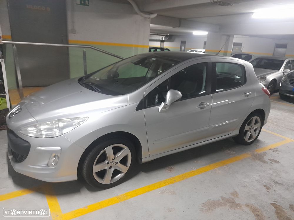 Peugeot 308 1.6 HDi Executive - 3