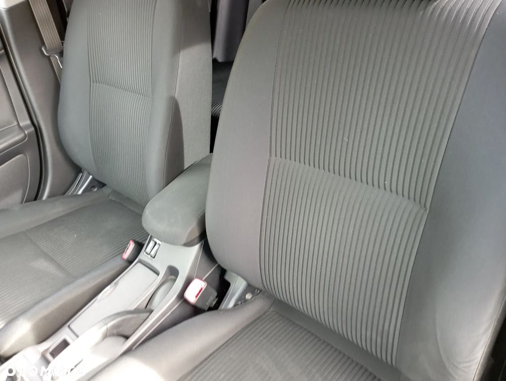 Mitsubishi Lancer 1.6 Intense - 4