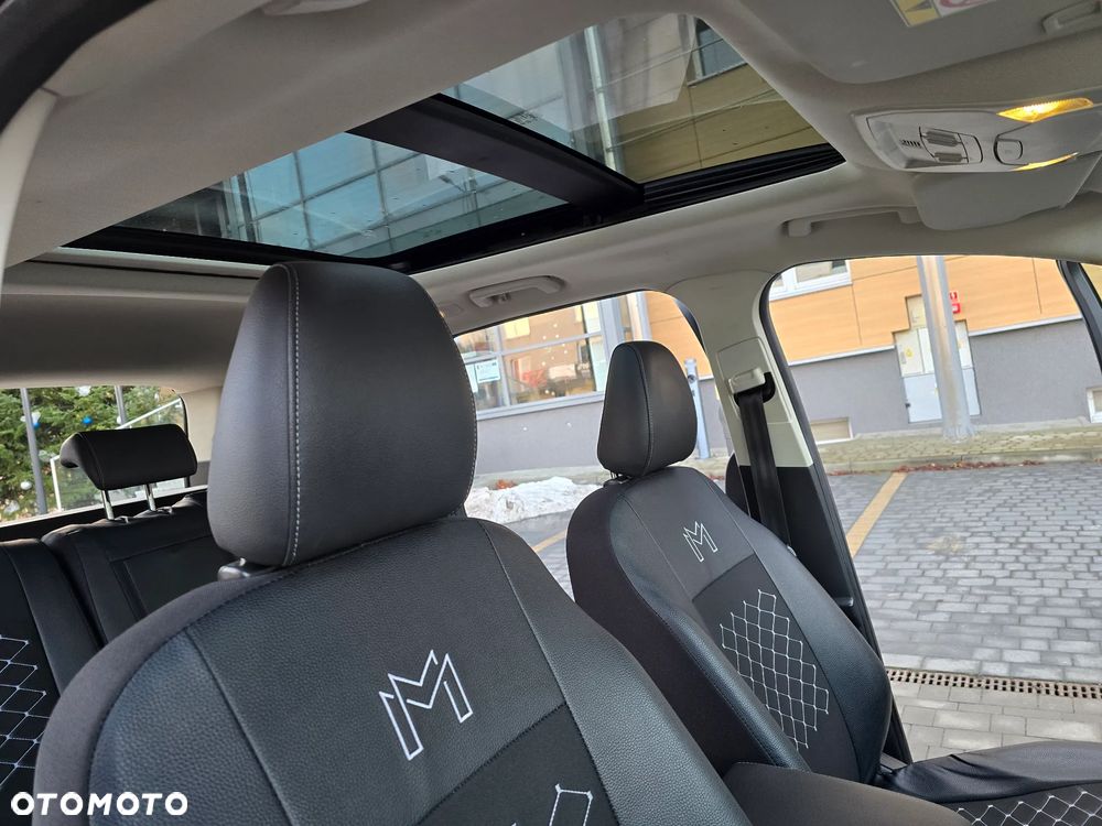 Ford Kuga 2.0 TDCi 4x4 Titanium - 17