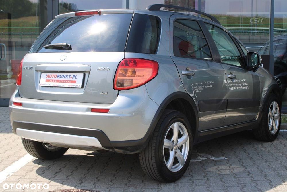 Suzuki SX4 - 5