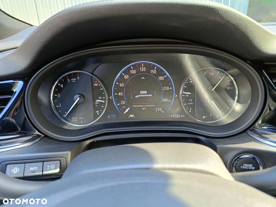 Opel Insignia - 15