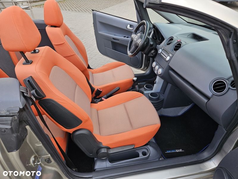 Mitsubishi Colt 1.5 Invite - 25