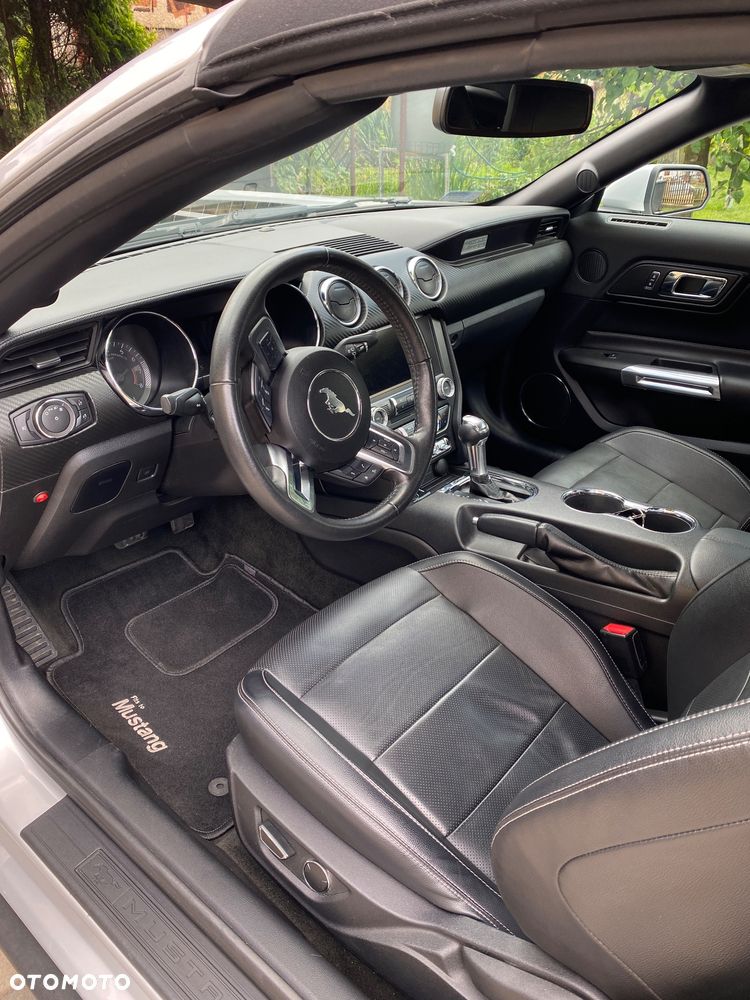 Ford Mustang 3.7 V6 - 12