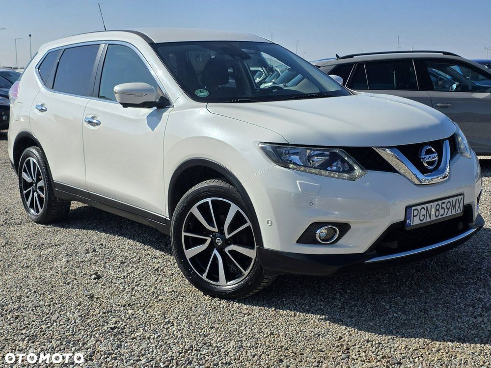 Nissan X-Trail 1.6 DCi Xtronic Tekna - 1