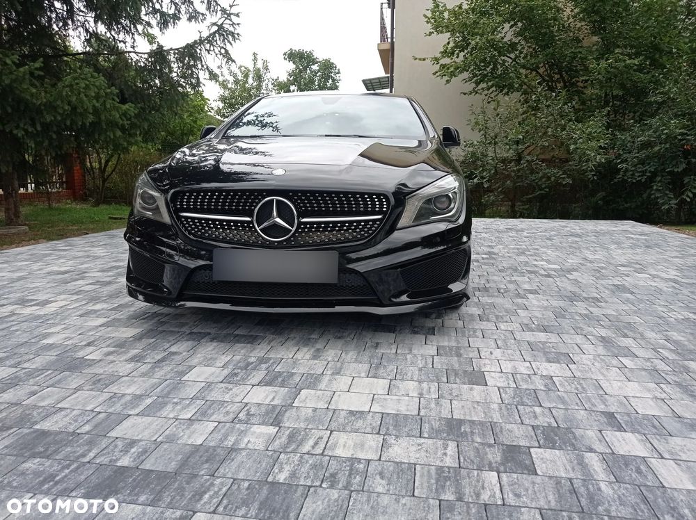 Mercedes-Benz CLA 180 d 7G-DCT AMG Line - 2