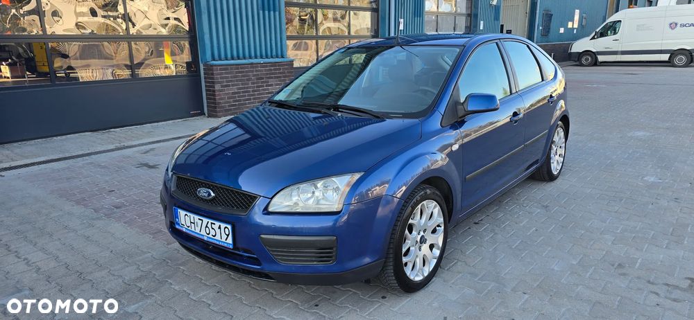 Ford Focus 1.6 16V Sport - 1