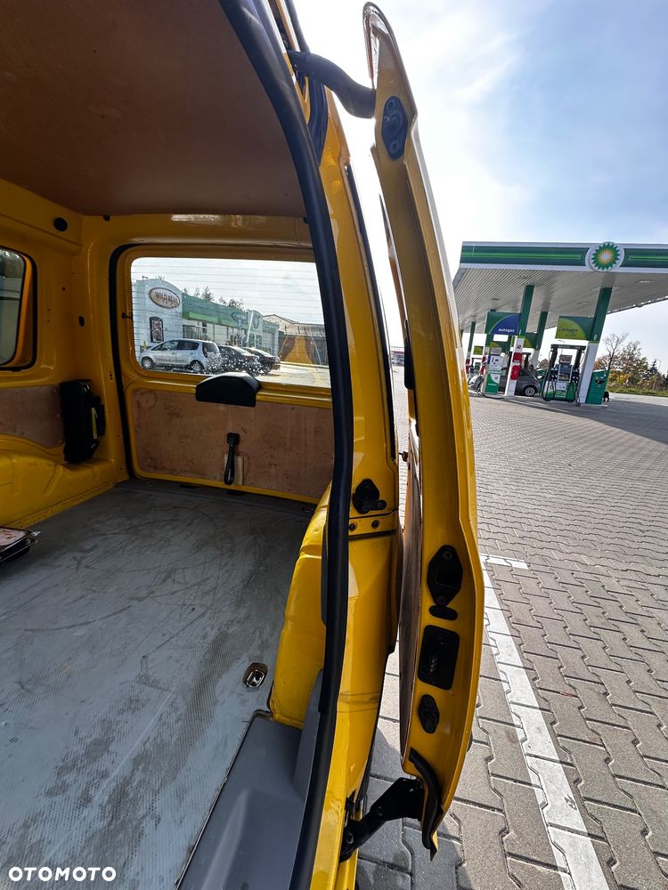 Volkswagen Caddy - 20