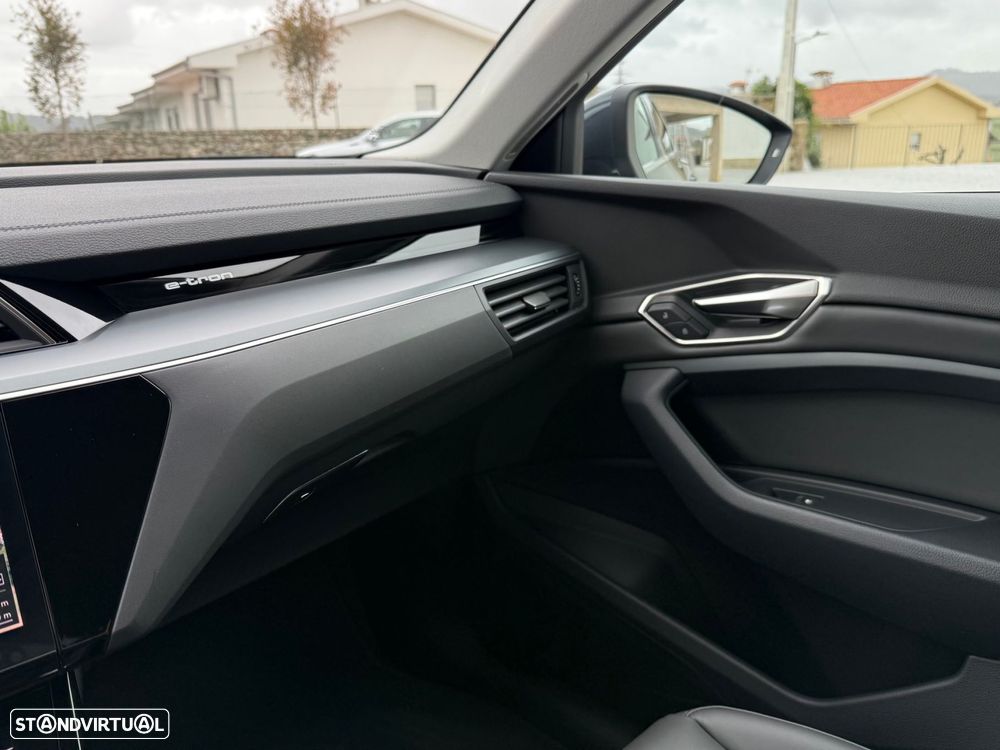 Audi Q8 e-Tron 55 quattro Advanced - 21