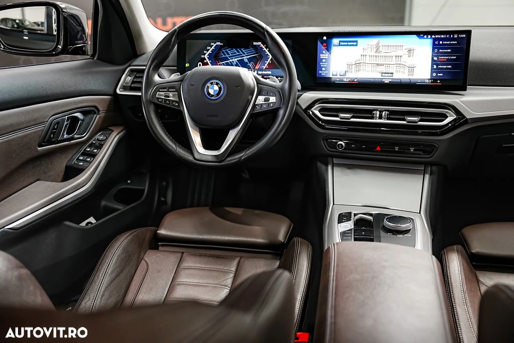 BMW Seria 3 320e Aut. Sport Line - 12