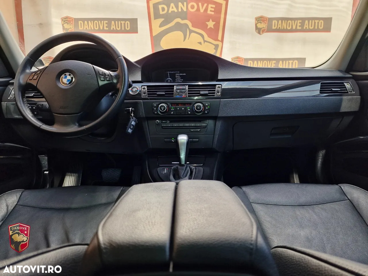BMW Seria 3 320d Touring xDrive Aut. - 17