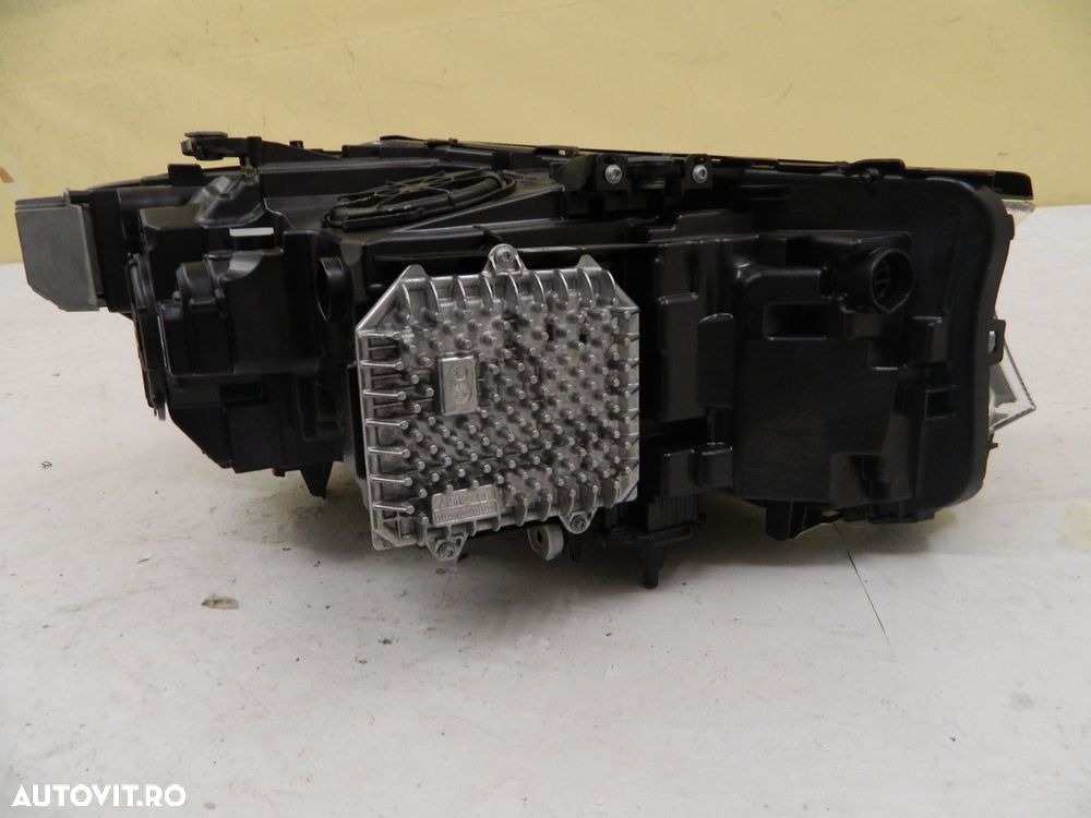 Far stanga BMW Seria 5 G30 / G31 Full LED Adaptive, 2017, 2018, 2019, 2020, 2021, cod origine 7439193-04. - 7