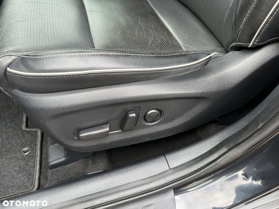 Kia Sportage 1.6 GDI 2WD Black Edition - 20
