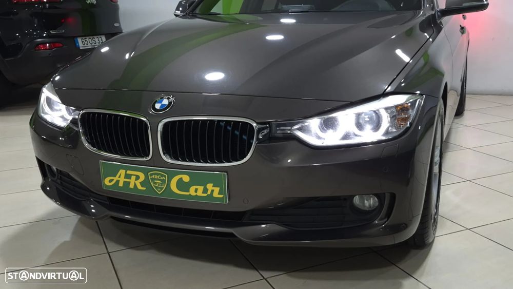 BMW 320 d Sport-Aut. Efficient Dynamics Edition - 31