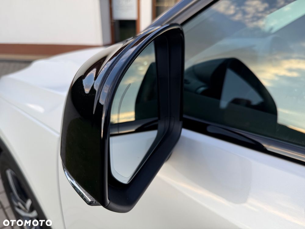 Volvo XC 40 - 31