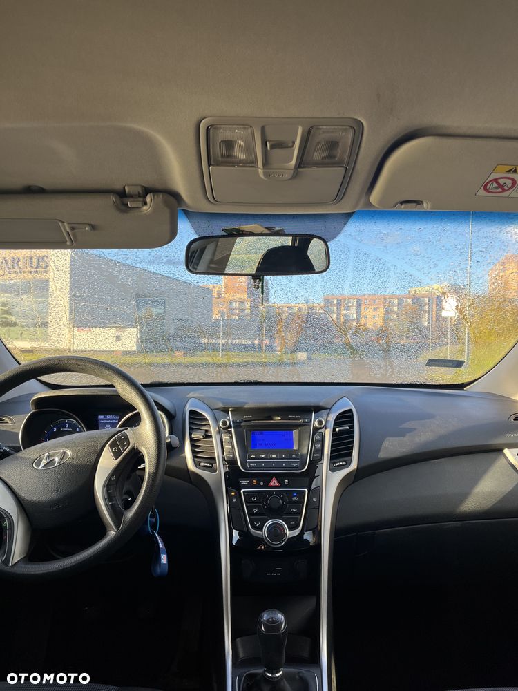 Hyundai i30 1.6 CRDi Comfort - 14