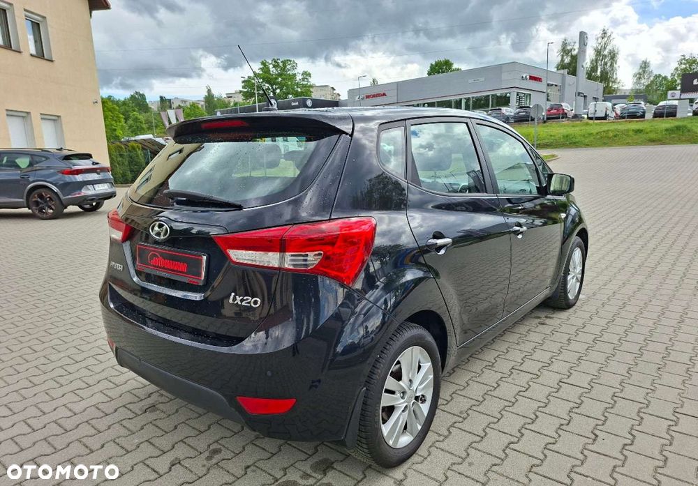 Hyundai ix20 - 8