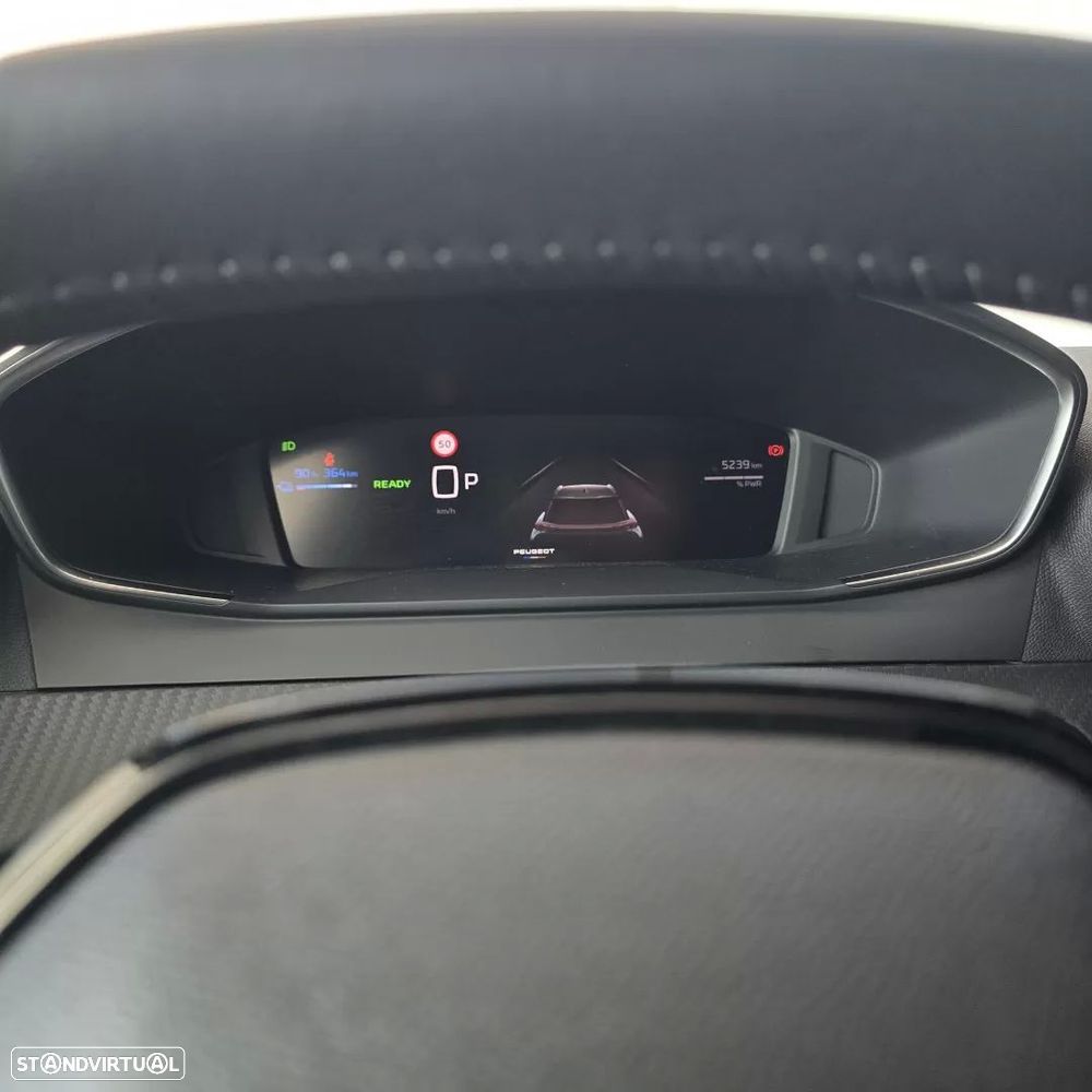 Peugeot e-2008 54 kWh Allure - 22