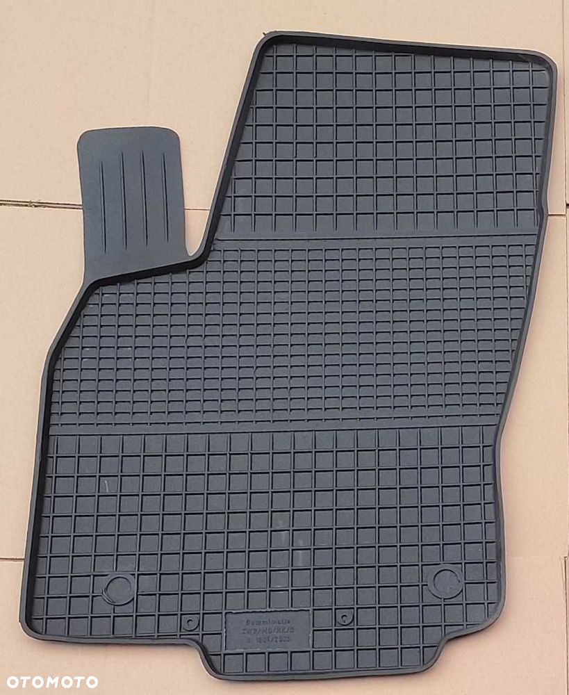 FORD KUGA od2008 Dywanik od KIEROWCY gumowy dopasowany korytko korytka - 1