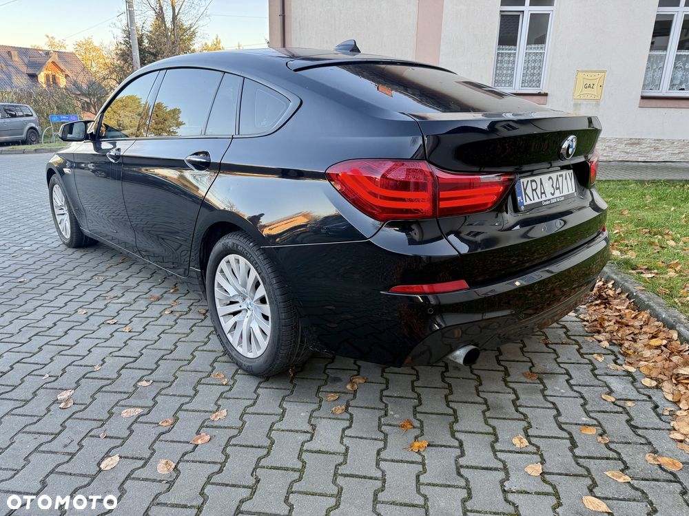 BMW 5GT - 3