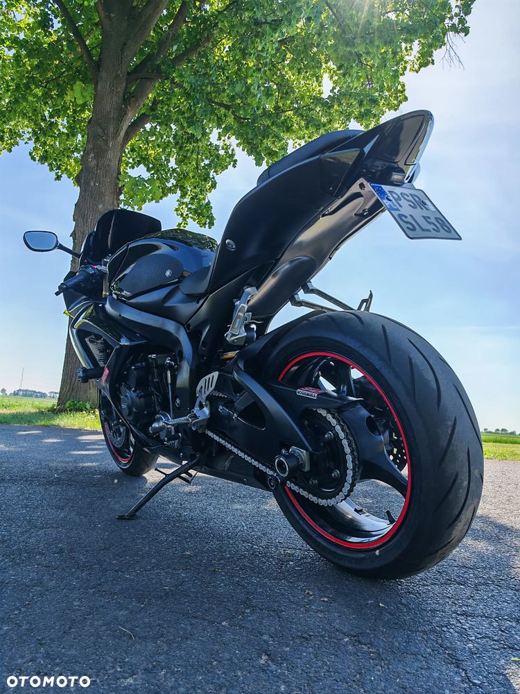 Suzuki GSX-R - 3