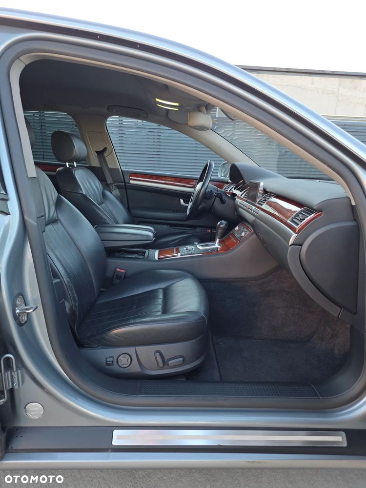 Audi A8 4.2 FSI Quattro - 31