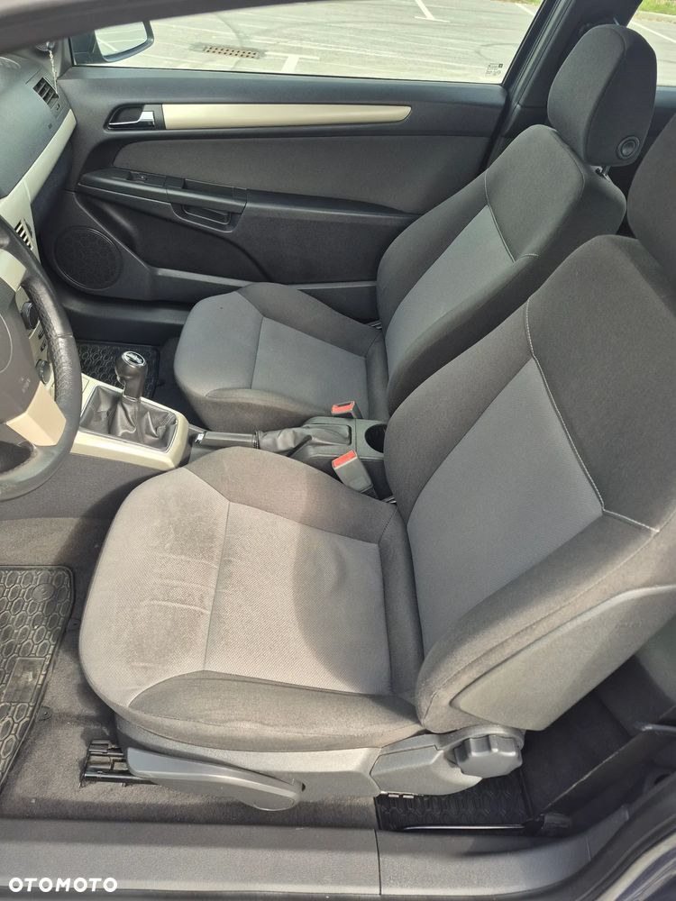 Opel Astra - 12