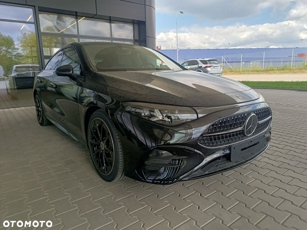 Mercedes-Benz CLA - 4