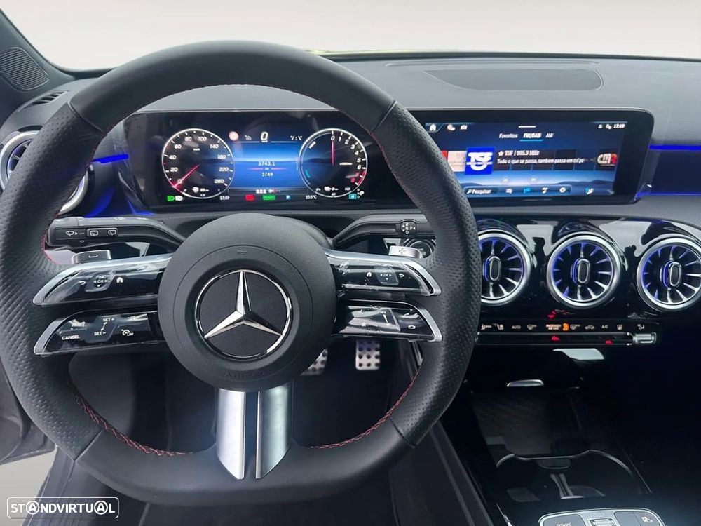 Mercedes-Benz A 250 e - 11