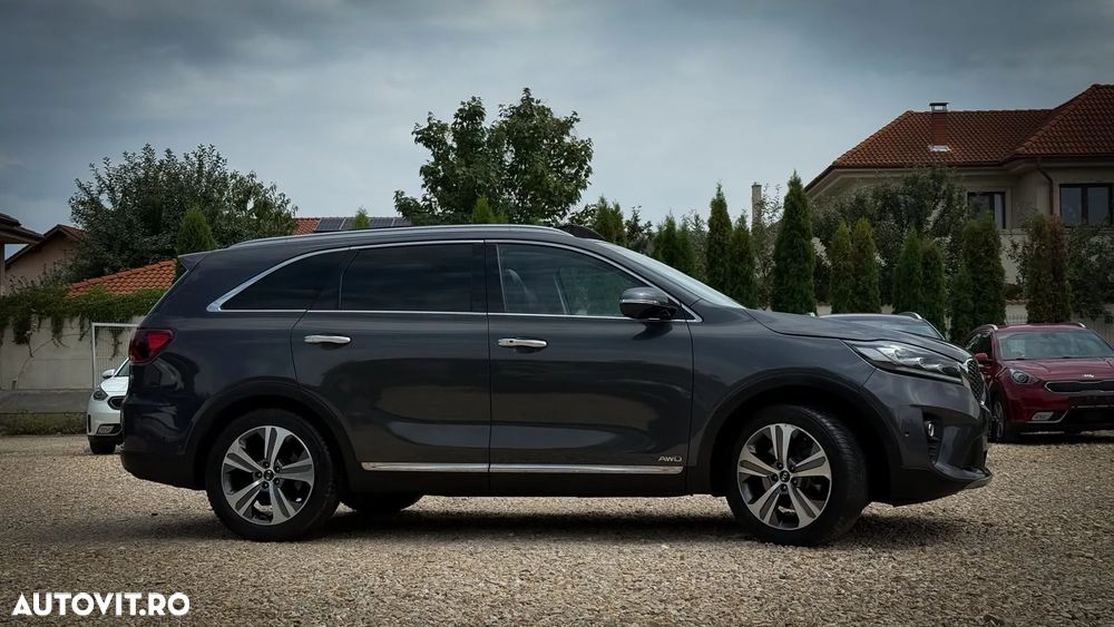 Kia Sorento 2.0 DSL 8AT 4x4 Cosmo - 3