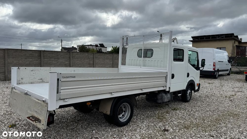 Nissan CABSTAR - 4