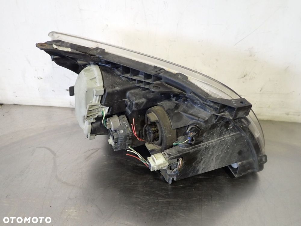 LAMPA LEWA PRZEDNIA SOCZEWKA TOYOTA AVENSIS T25 - 5