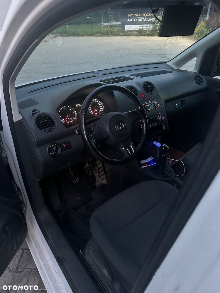 Volkswagen Caddy - 5