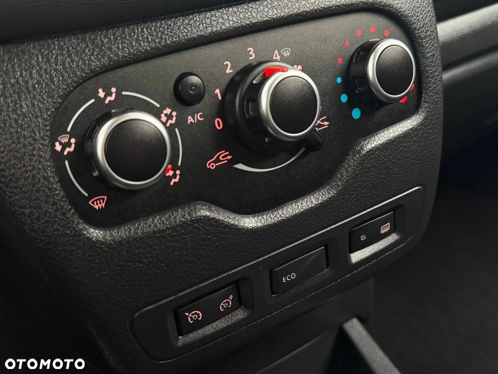 Dacia Lodgy TCe 115 Stepway - 19