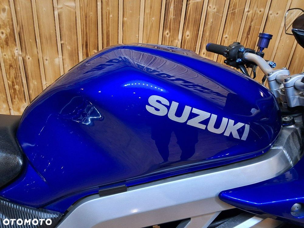 Suzuki SV - 18