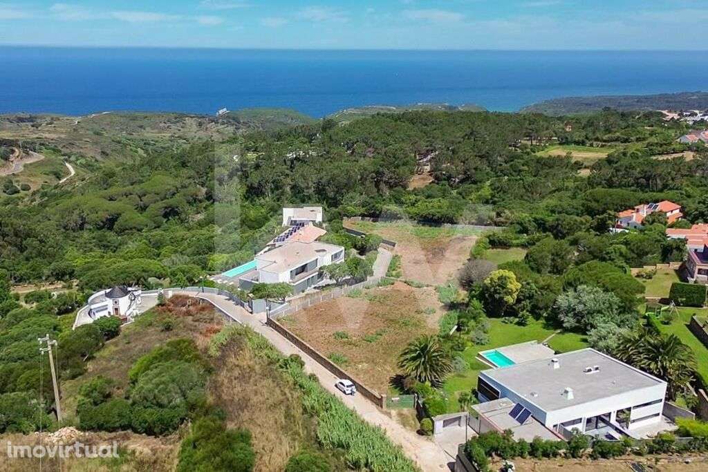 TERRENO COM 4640M² E VISTA MAR - Grande imagem: 2/6