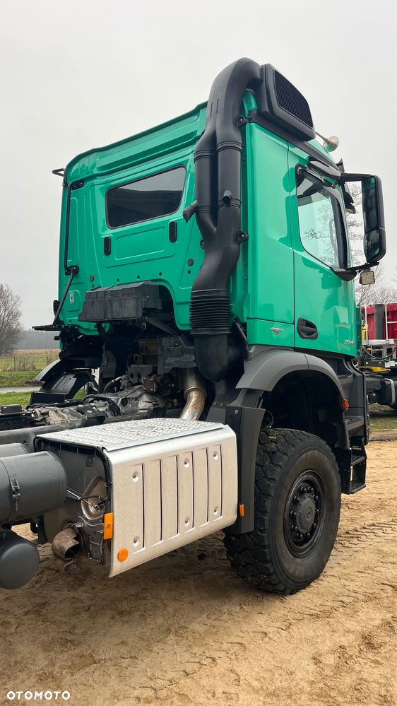 Mercedes-Benz Arocs 2046 Na Mostach 4x4 Agrotruck Lof Ciągnik Rolniczy 89.2000 Full Resor (Wiertnica Do Studni Energetyka HDS Wywrotka Duże Koła Stałe Napędy Podnośnik Koszowy Kamper) Fendt, John Deere - 9