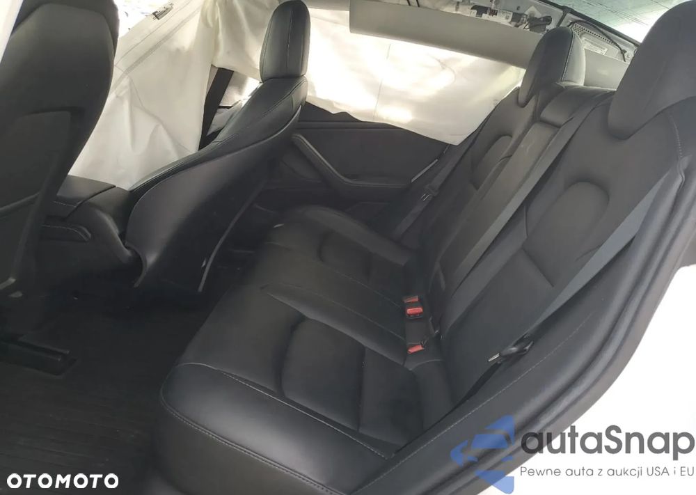 Tesla Model 3 Langstreckenbatterie Allradantrieb Dual Motor - 10