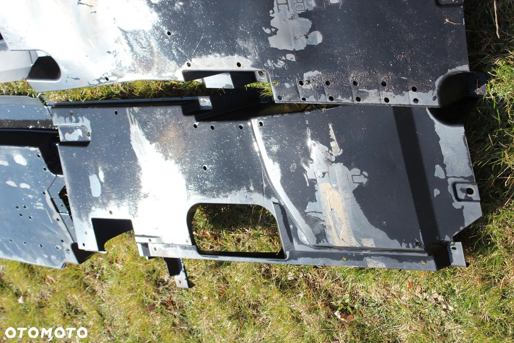 OSŁONY POD PODWOZIE KOMPLET MAZDA CX5 2016 - 3