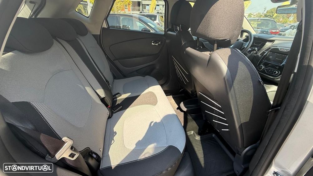 Renault Captur ENERGY TCe 90 S&S Luxe - 8