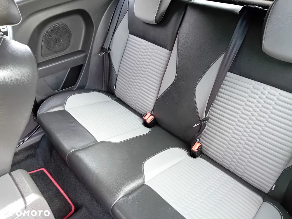 Ford Fiesta 1.6 EcoBoost mit Leder-Sport-Paket ST - 7