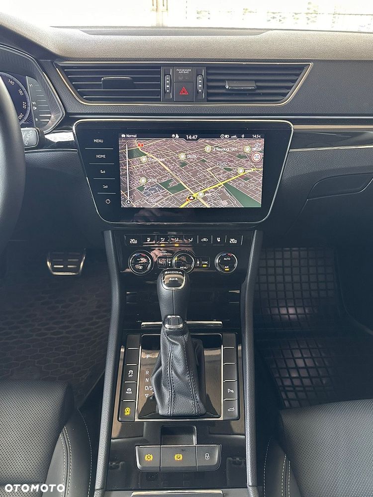 Skoda Superb 2.0 TDI SCR 4x4 L&K DSG - 12