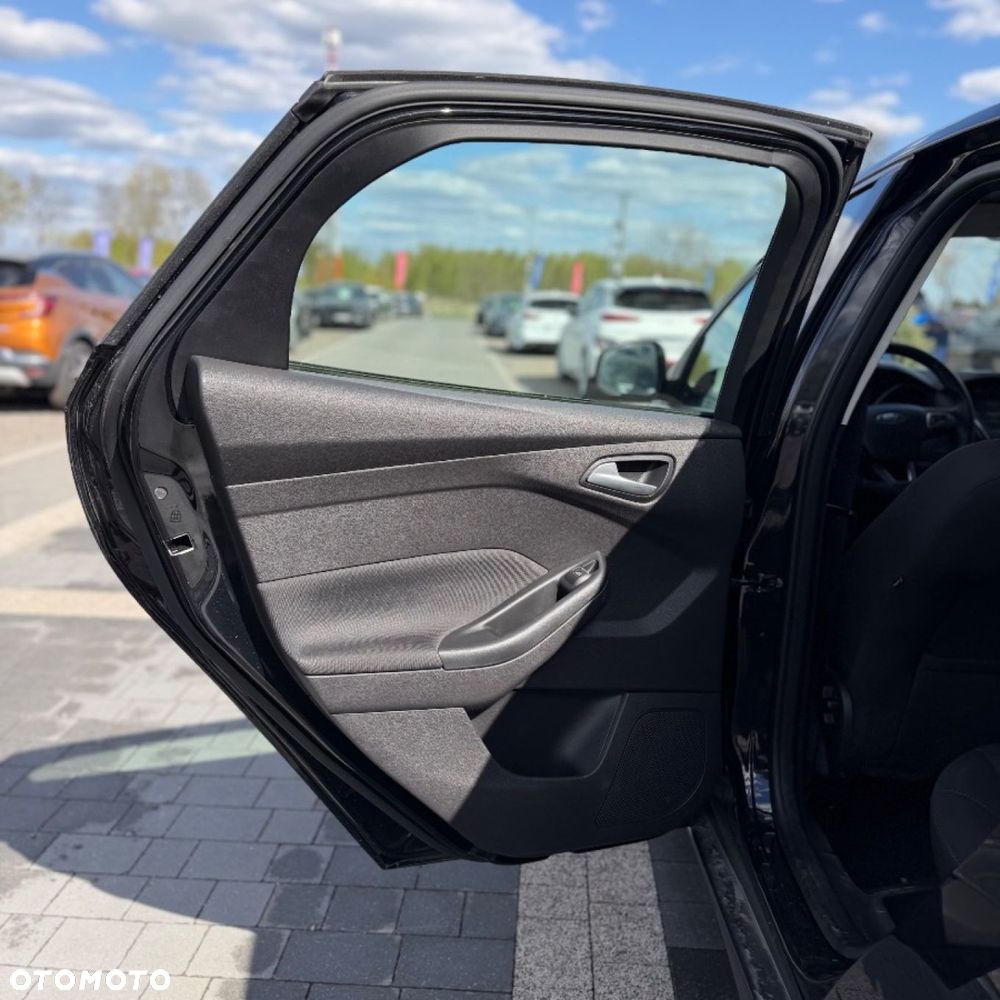Ford Focus - 19