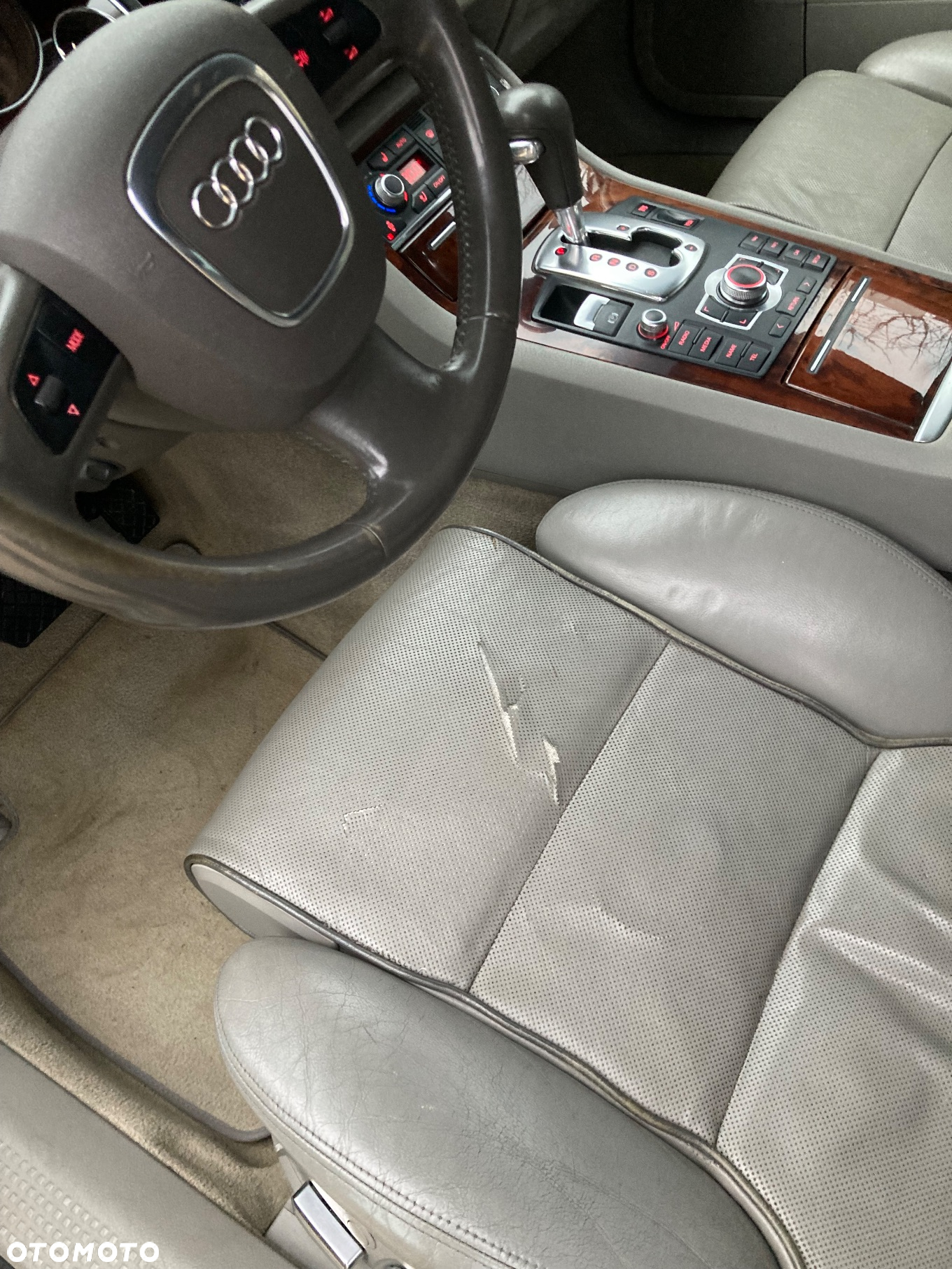 Audi A8 4.2 TDI Quattro - 11