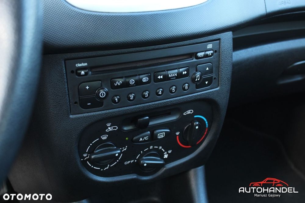 Peugeot 206 plus - 11