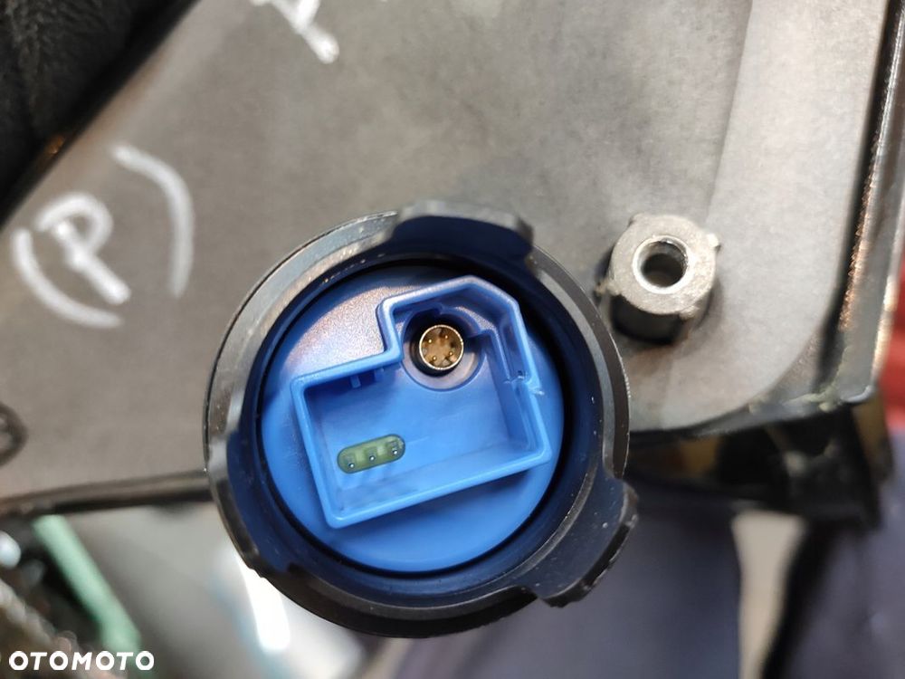 BMW 5 GT F07 LUSTERKO PRAWE 7PIN KAMERA A85/5 NEPTUNBLAU ORYGINAŁ - 11